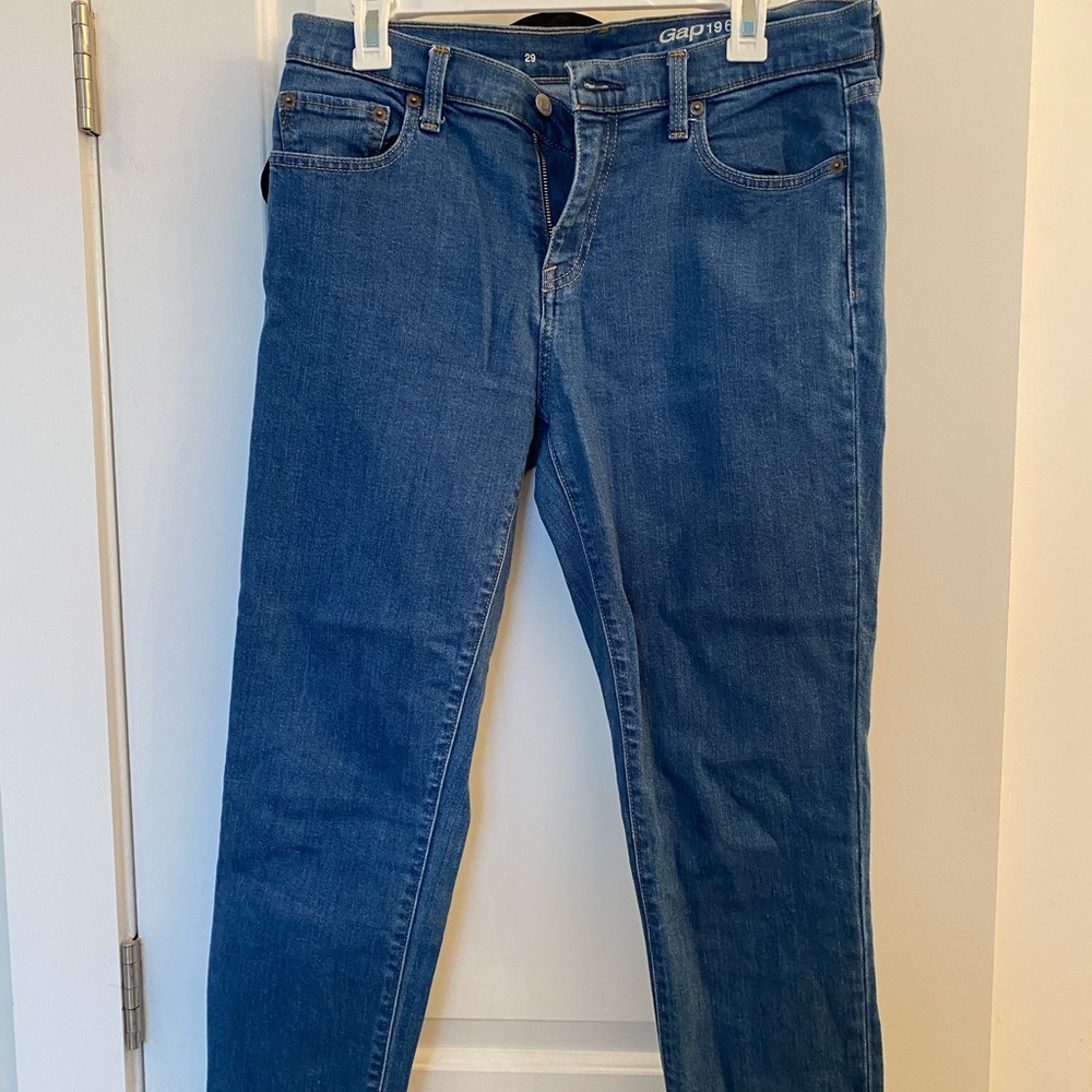 29 Gap Girlfriend jeans